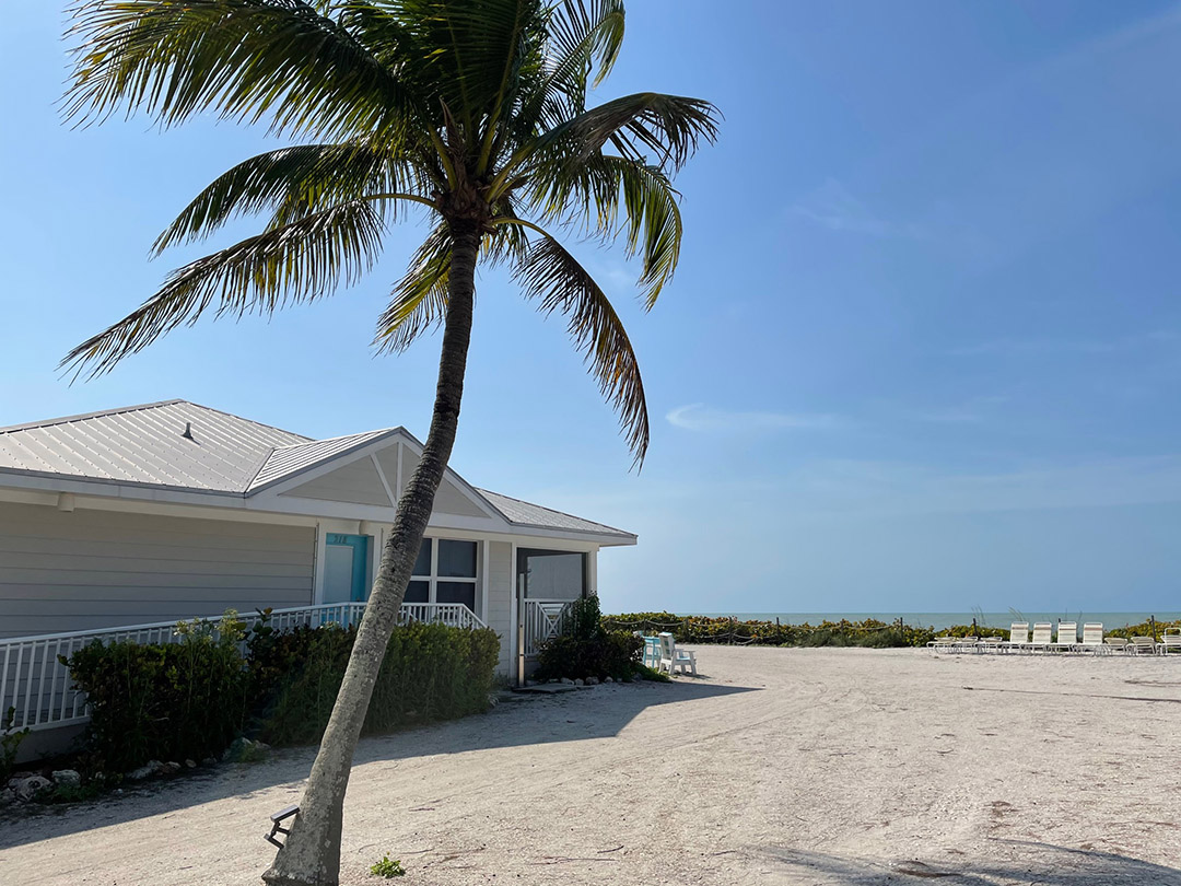 A Stay At The Island Inn Sanibel - Capturing Captiva